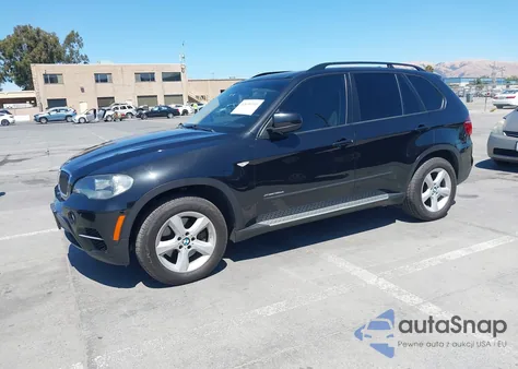 2011 BMW X5 xDrive35D from USA, damaged, VIN 5UXZW0C57BL656905